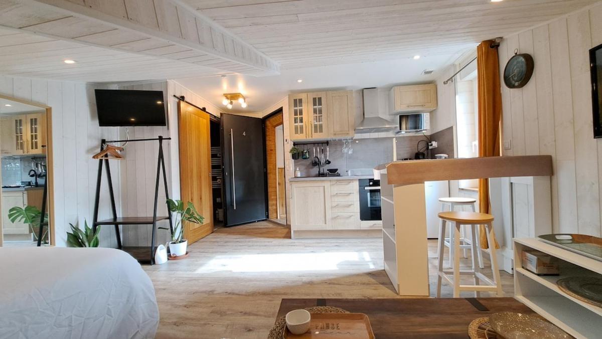 Studio-Centre Ville Châteaubriant 客房 照片